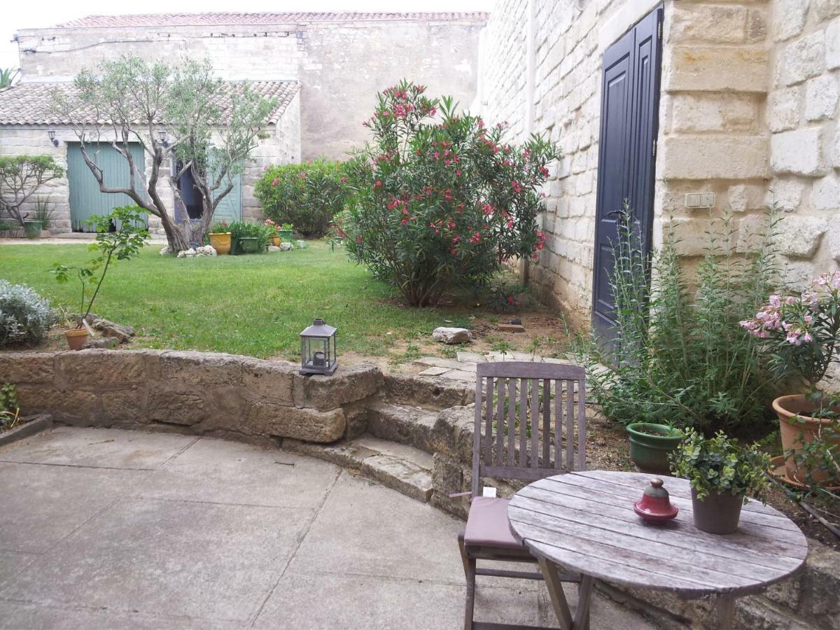 Chambres De Charme Chez L'Habitant Baillargues Exteriér fotografie